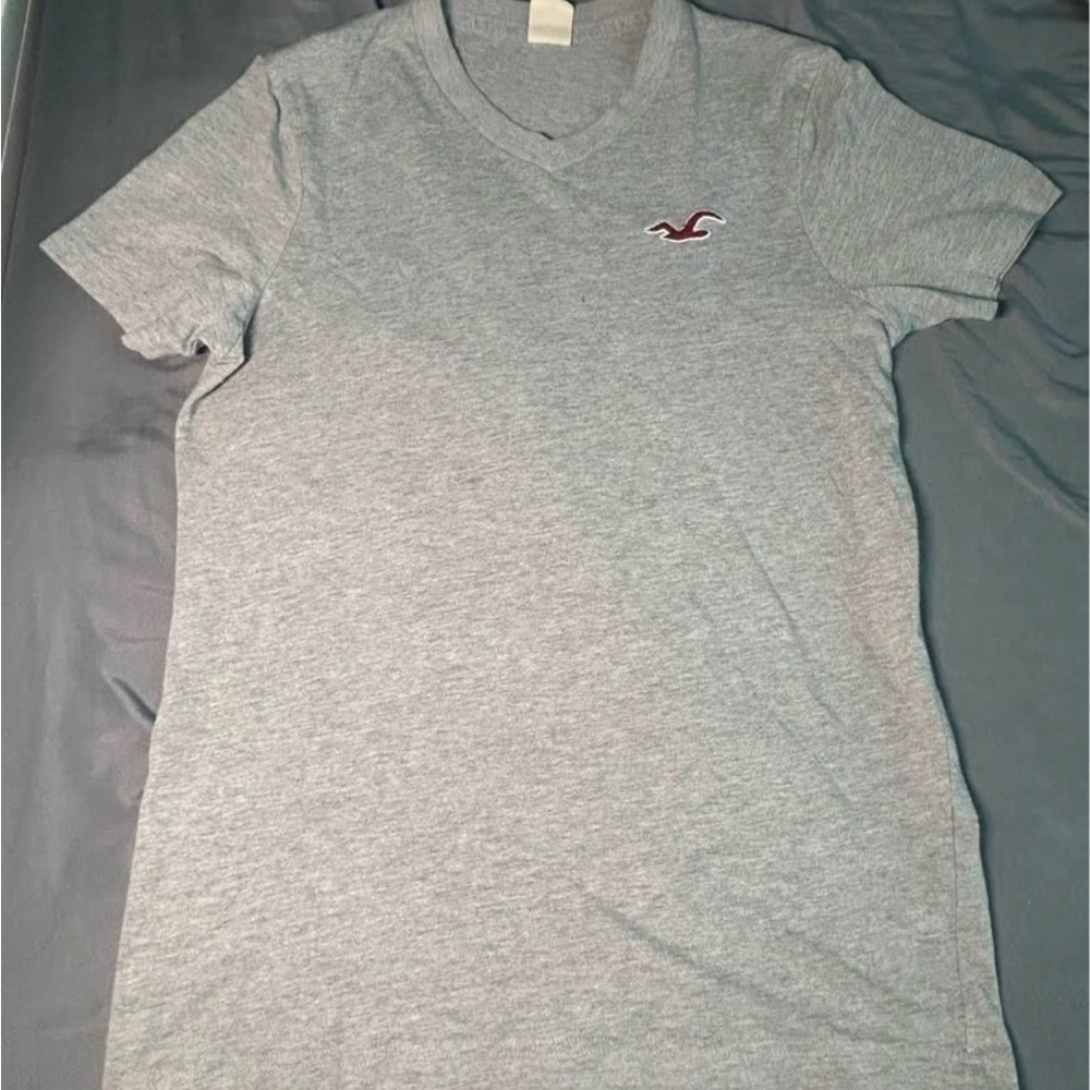 Hollister Light Gray V-Neck Tee